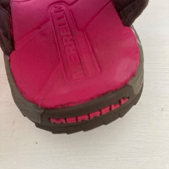 Merrell Velcro Strap Pink Sandals -EUC - Picture 3 of 6